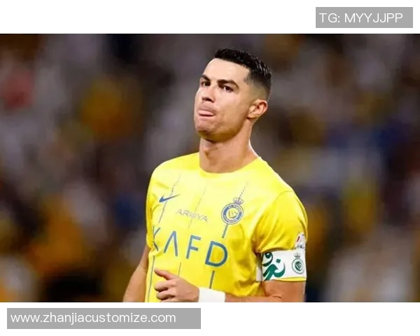 当足球巨星用手势说话场上每个动作都是独特语言